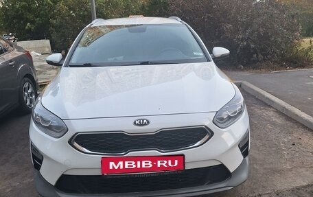 KIA cee'd III, 2021 год, 1 840 000 рублей, 2 фотография