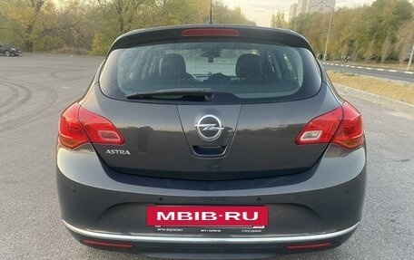 Opel Astra J, 2013 год, 1 000 000 рублей, 3 фотография