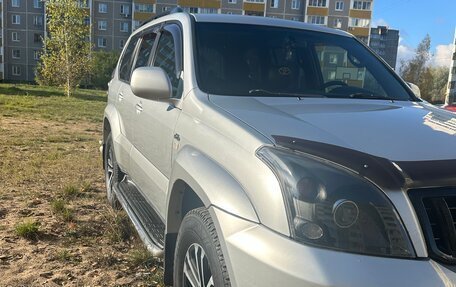 Toyota Land Cruiser Prado 120 рестайлинг, 2007 год, 2 550 000 рублей, 1 фотография