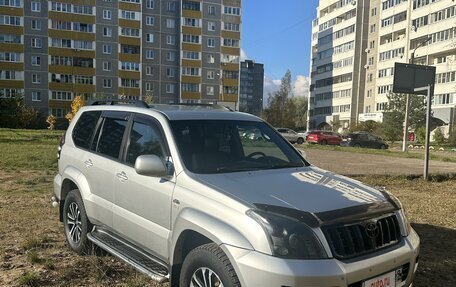 Toyota Land Cruiser Prado 120 рестайлинг, 2007 год, 2 550 000 рублей, 7 фотография