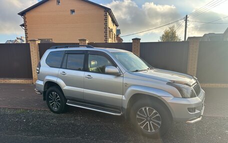 Toyota Land Cruiser Prado 120 рестайлинг, 2007 год, 2 550 000 рублей, 33 фотография