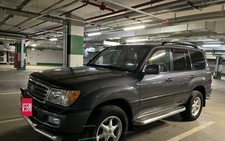 Toyota Land Cruiser 100 рестайлинг 2, 2005 год, 2 270 000 рублей, 2 фотография