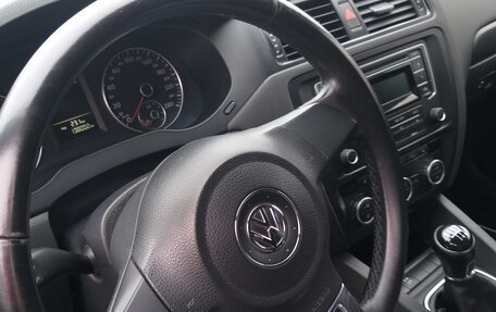 Volkswagen Jetta VI, 2014 год, 1 250 000 рублей, 5 фотография