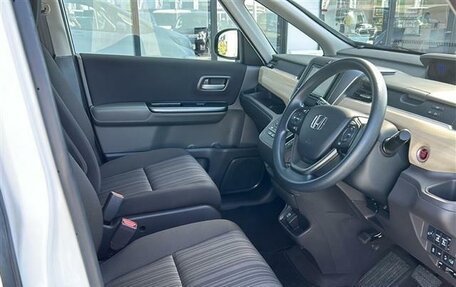 Honda Freed II, 2019 год, 1 169 000 рублей, 10 фотография