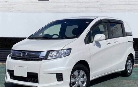 Honda Freed I, 2015 год, 846 500 рублей, 3 фотография