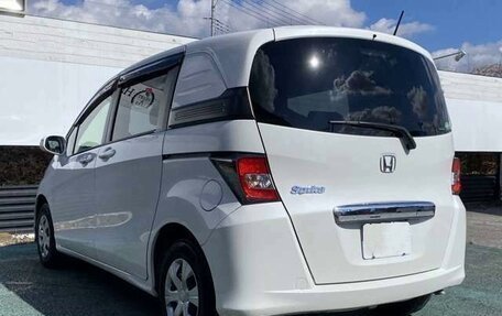 Honda Freed I, 2015 год, 846 500 рублей, 4 фотография