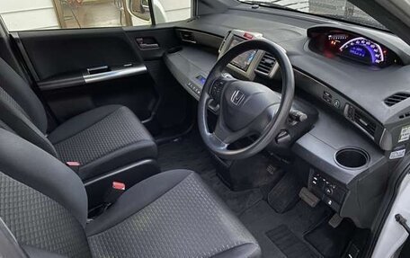 Honda Freed I, 2015 год, 846 500 рублей, 10 фотография