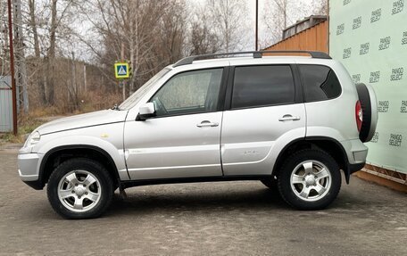 Chevrolet Niva I рестайлинг, 2012 год, 570 000 рублей, 4 фотография