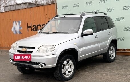 Chevrolet Niva I рестайлинг, 2012 год, 570 000 рублей, 3 фотография