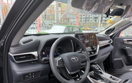 Toyota Highlander, 2024 год, 6 800 000 рублей, 23 фотография