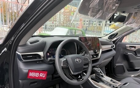 Toyota Highlander, 2024 год, 6 800 000 рублей, 18 фотография