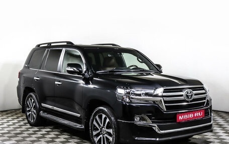 Toyota Land Cruiser 200, 2019 год, 8 898 000 рублей, 3 фотография