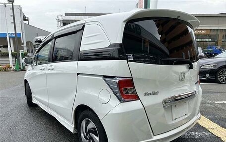 Honda Freed I, 2016 год, 856 000 рублей, 5 фотография