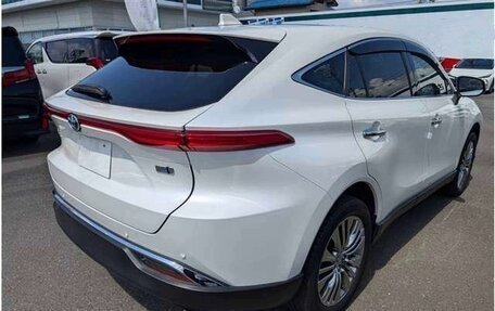 Toyota Harrier, 2021 год, 2 530 000 рублей, 6 фотография