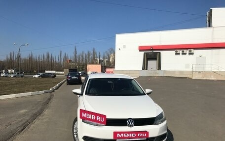 Volkswagen Jetta VI, 2012 год, 1 050 000 рублей, 6 фотография