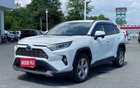 Toyota RAV4, 2020 год, 2 600 000 рублей, 4 фотография