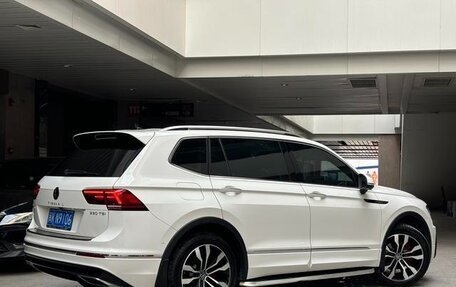 Volkswagen Tiguan II, 2021 год, 3 000 000 рублей, 6 фотография