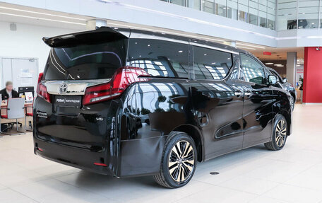 Toyota Alphard, 2024 год, 20 970 000 рублей, 6 фотография