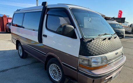 Toyota HiAce H100, 1993 год, 505 000 рублей, 3 фотография