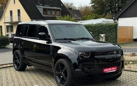 Land Rover Defender II, 2022 год, 14 170 000 рублей, 3 фотография