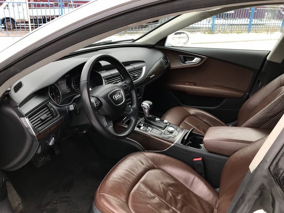 Audi A7 4G, 2013 год, 750 000 рублей, 15 фотография