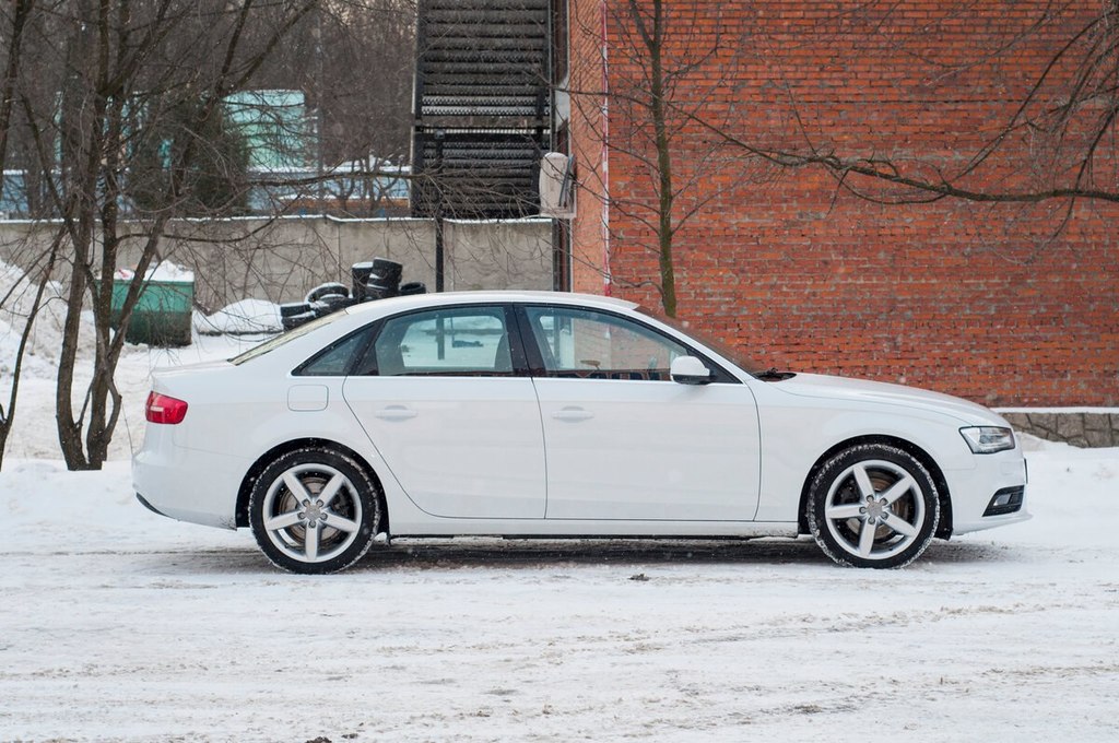 Audi A4 B8 рестайлинг, 2014 год, 490 000 рублей, 11 фотография