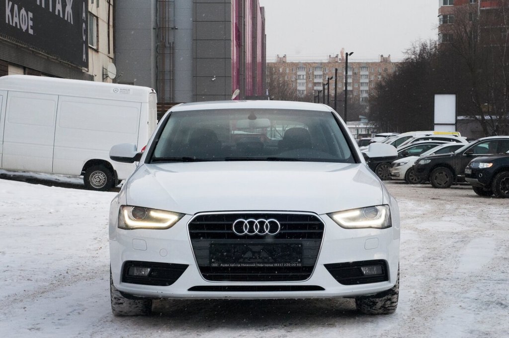 Audi A4 B8 рестайлинг, 2014 год, 490 000 рублей, 1 фотография