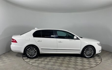 Skoda Superb III рестайлинг, 2011 год, 1 037 000 рублей, 4 фотография