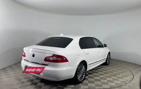 Skoda Superb III рестайлинг, 2011 год, 1 037 000 рублей, 5 фотография