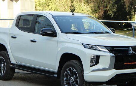 Mitsubishi L200 IV рестайлинг, 2023 год, 4 490 000 рублей, 5 фотография