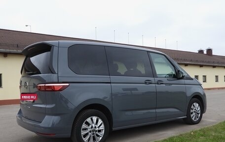 Volkswagen Multivan, 2023 год, 5 950 000 рублей, 3 фотография