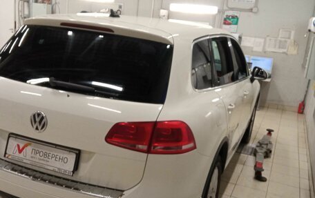 Volkswagen Touareg III, 2010 год, 1 770 000 рублей, 3 фотография