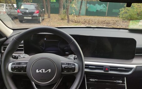 KIA K5, 2023 год, 3 100 000 рублей, 2 фотография