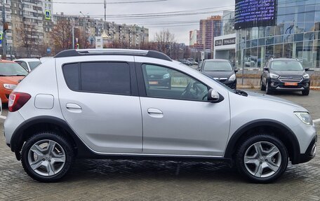 Renault Sandero II рестайлинг, 2019 год, 1 125 000 рублей, 5 фотография