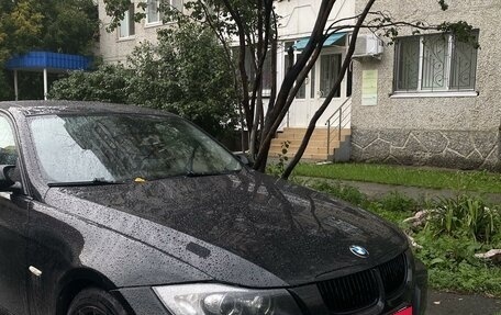 BMW 3 серия, 2007 год, 1 300 000 рублей, 17 фотография