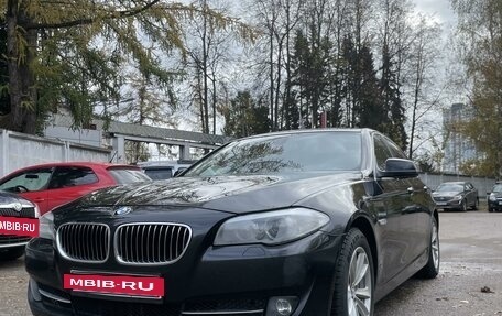 BMW 5 серия, 2011 год, 1 750 000 рублей, 2 фотография