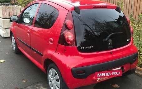 Peugeot 107 I рестайлинг, 2014 год, 830 000 рублей, 9 фотография