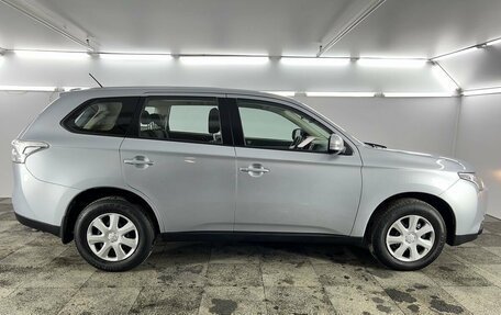 Mitsubishi Outlander III рестайлинг 3, 2013 год, 1 830 000 рублей, 5 фотография