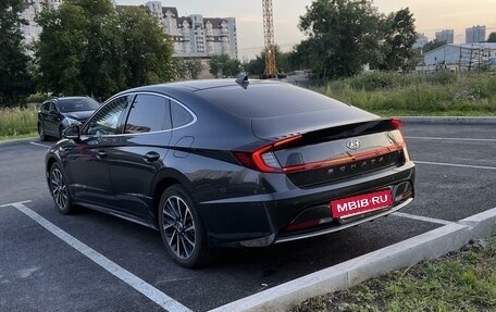 Hyundai Sonata VIII, 2022 год, 3 500 000 рублей, 3 фотография