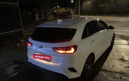 KIA cee'd III, 2018 год, 1 730 000 рублей, 3 фотография