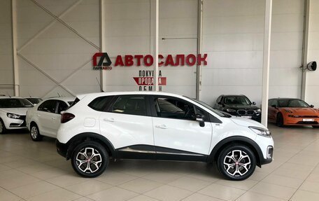 Renault Kaptur I рестайлинг, 2018 год, 1 600 000 рублей, 4 фотография