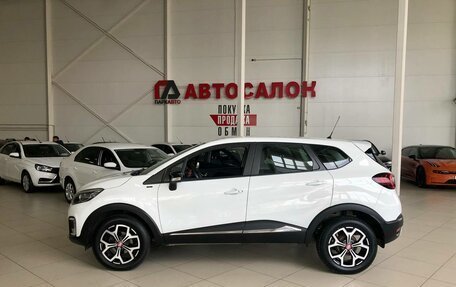 Renault Kaptur I рестайлинг, 2018 год, 1 600 000 рублей, 8 фотография