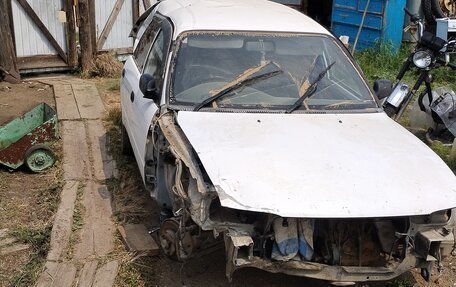 Toyota Corolla, 2000 год, 150 000 рублей, 1 фотография