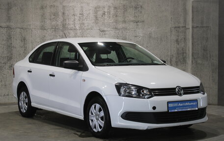 Volkswagen Polo VI (EU Market), 2013 год, 885 000 рублей, 3 фотография