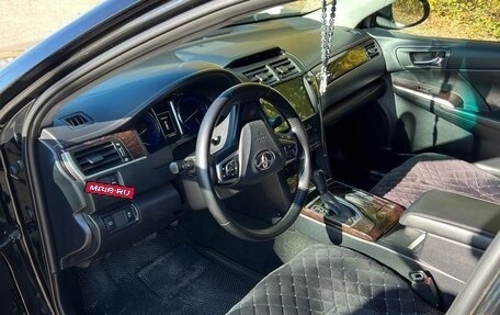 Toyota Camry, 2017 год, 2 420 000 рублей, 6 фотография