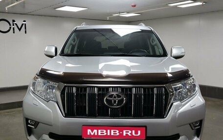 Toyota Land Cruiser Prado 150 рестайлинг 2, 2020 год, 5 400 000 рублей, 3 фотография