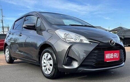 Toyota Vitz, 2017 год, 713 555 рублей, 2 фотография