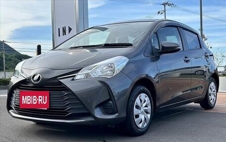 Toyota Vitz, 2017 год, 713 555 рублей, 3 фотография