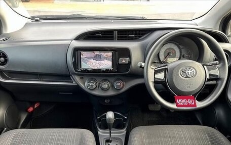 Toyota Vitz, 2017 год, 713 555 рублей, 9 фотография