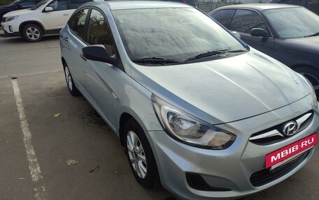 Hyundai Solaris II рестайлинг, 2013 год, 1 500 000 рублей, 4 фотография